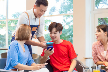 Fototapeta premium mobile payment concept