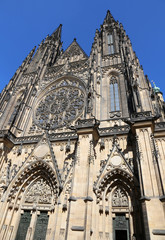 Fototapeta na wymiar facade of huge Saint Vitus Cathedral in Prague in Czech Republic