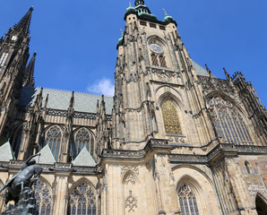 Fototapeta na wymiar Saint Vitus Cathedral in Prague in Czech Republic