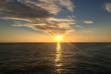 Fototapeta premium sunset over the sea