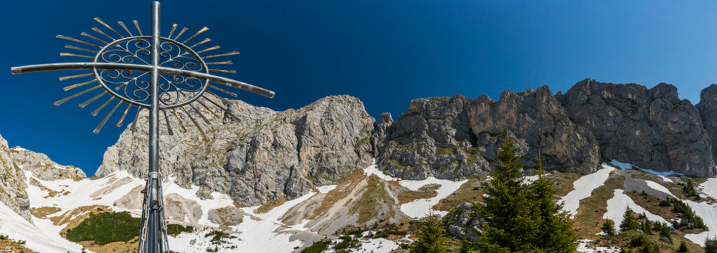 Panorama of the Gimpel mountain
