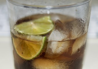 Gin and lime cola