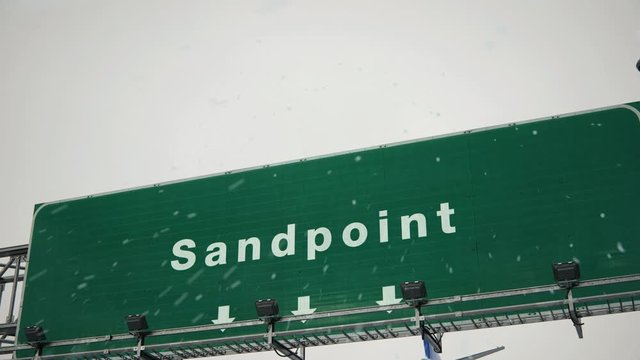 Airplane Landing Sandpoint in Christmas