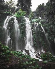 Fototapeta na wymiar Waterfall with silky water