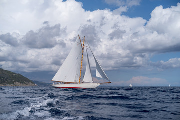 Fototapeta na wymiar Classic sailing yacht