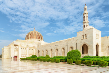 Fototapeta na wymiar View of the Sultan Qaboos Grand Mosque from courtyard, Oman
