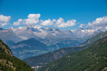 Fototapeta na wymiar Simplon Pass, Valais, Suiza