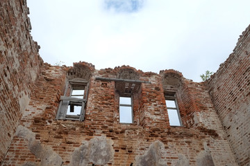 Ruins, old, brick, abandoned house.