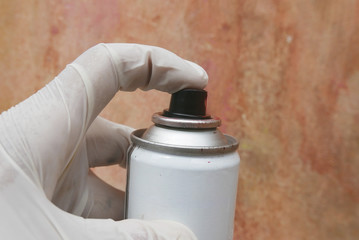 art spray hand