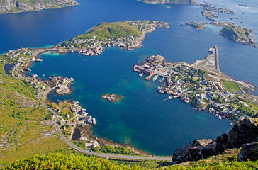 Amazing panoramic view on lovely arctic village Reine - 292153348