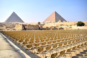 Fototapeta na wymiar Pyramids with the sphinx 