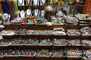 Dubai craft products at a market. Jewelry and trinkets.