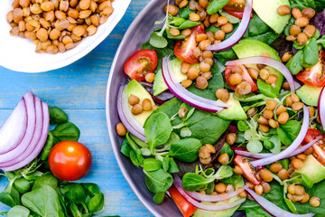 Healthy Avocado and Lentil Salad