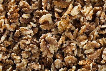 Dried kernels of walnuts