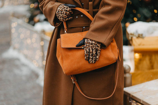 Outdoor Fashion Portrait Of Plus Size Woman Wearing Trendy Animal, Leopard Print. Concept Of Autumn And Winter Clothes, Outfit For Glamour Woman In City. Background Of Christmas Decorations. Copy