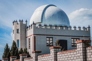 Building with white dome