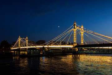Fototapeta na wymiar Londra ponte 