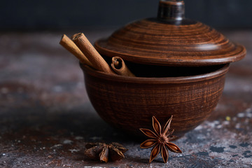 Broun bowl with mulled wine flavoring: cinnamon, star anise