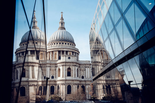 Modern buildings near St Pauls Cathedral