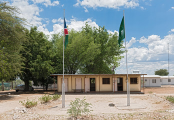 the dobe border post small border crossing between botswana and namibia - obrazy, fototapety, plakaty