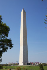 Obraz premium Washington Monument im Sommer