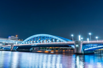 隅田川の風景　ライトアップした駒形橋