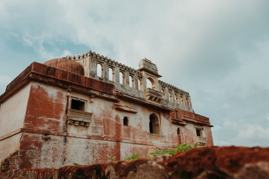 View of the Badamahal Courtyard against the sky in Kumbhalgarh Fort in Udaipur, Rajasthan, India