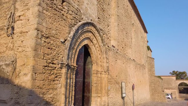 Gerace, un borgo pi&ugrave; bello d'Italia, in Calabria vicino la costa dei Gelsomini. Vista dei vicoli e delle chiese della citt&agrave;