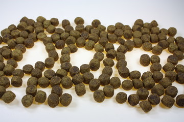 Pressfutter für Hunde