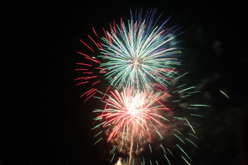 Fototapeta premium Feu d'artifice la nuit célébration 14 juillet