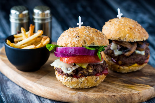 Hamburger Sliders And Fries