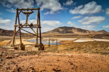 Stillgelegter Salzsee auf den Kapverdischen Inseln