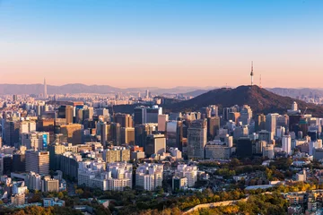 Fototapeten Seoul Südkorea City Skyline mit Seoul Tower. © kampon
