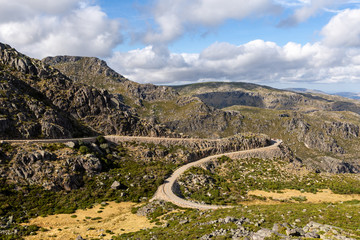 Fototapeta na wymiar Snake shaped road to the top of the mountain at Serra da Estrela