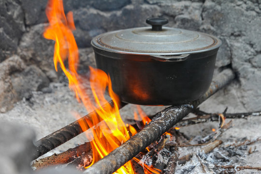 Marmite cr&eacute;ole R&eacute;unionnaise