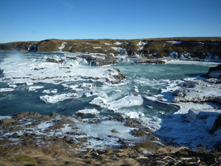 Reißender Fluss