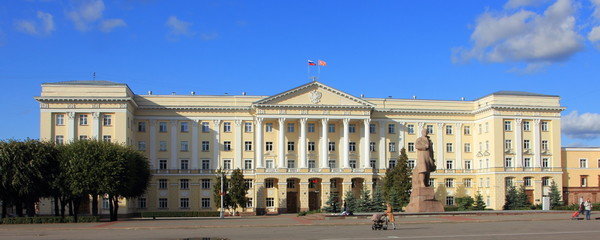 Fototapeta na wymiar Smolensk, Russia, City mayor office building on Lenin Square, wide view on Sunny summer day
