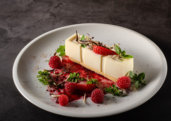 White chocolate dessert