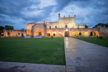 Fototapeta na wymiar Convento de San Bernardino Valladolid Yucatan Mexico