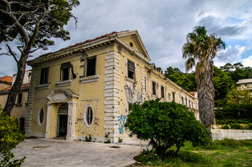 Fototapeta na wymiar building destroyed after the war, Croatia, hotel