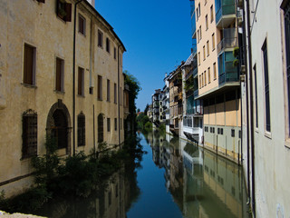 Fototapeta na wymiar Canale Piovego, Padova. Veneto. Italia