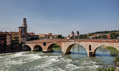 Fototapeta premium Verona, Italy 14 September 2019: Ponte Pietra
