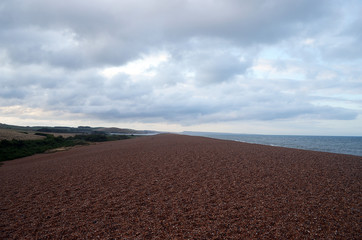 Naklejka premium early morning on chesil beach, dorset