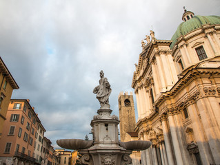 Fototapeta na wymiar Duomo square, Brescia, Italy