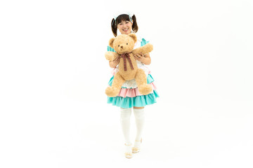 クマのぬいぐるみとメイドさん