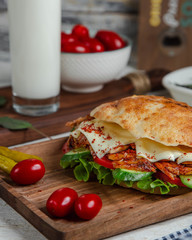 Spicy cheeseburger in tandir bread