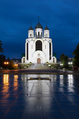 Fototapeta na wymiar Cathedral of Christ the Saviour on Victory Square in Kaliningrad