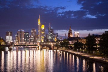 Naklejka na ściany i meble Frankfurt am Main at night