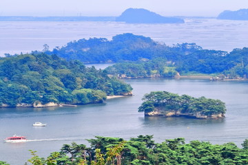 Fototapeta premium 西行戻しの松公園からの眺望