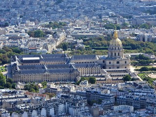 Fototapeta na wymiar Aerial view of Paris from the Eiffel tower overlooking the Invalides house